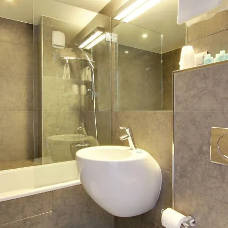 Alhambra Hotel Paris