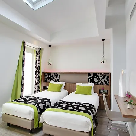 Alhambra Hotel Paris