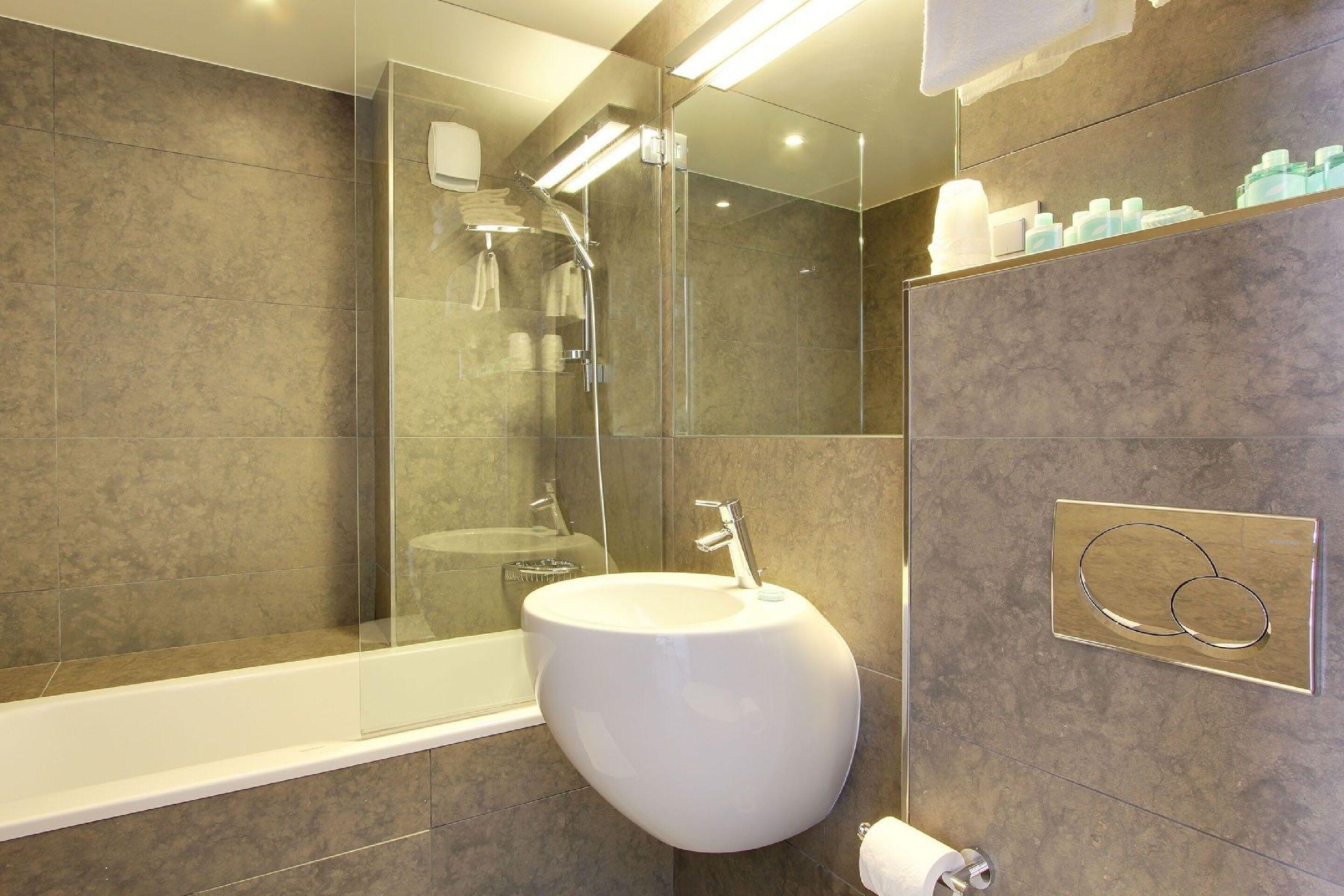 Alhambra Hotel Parigi