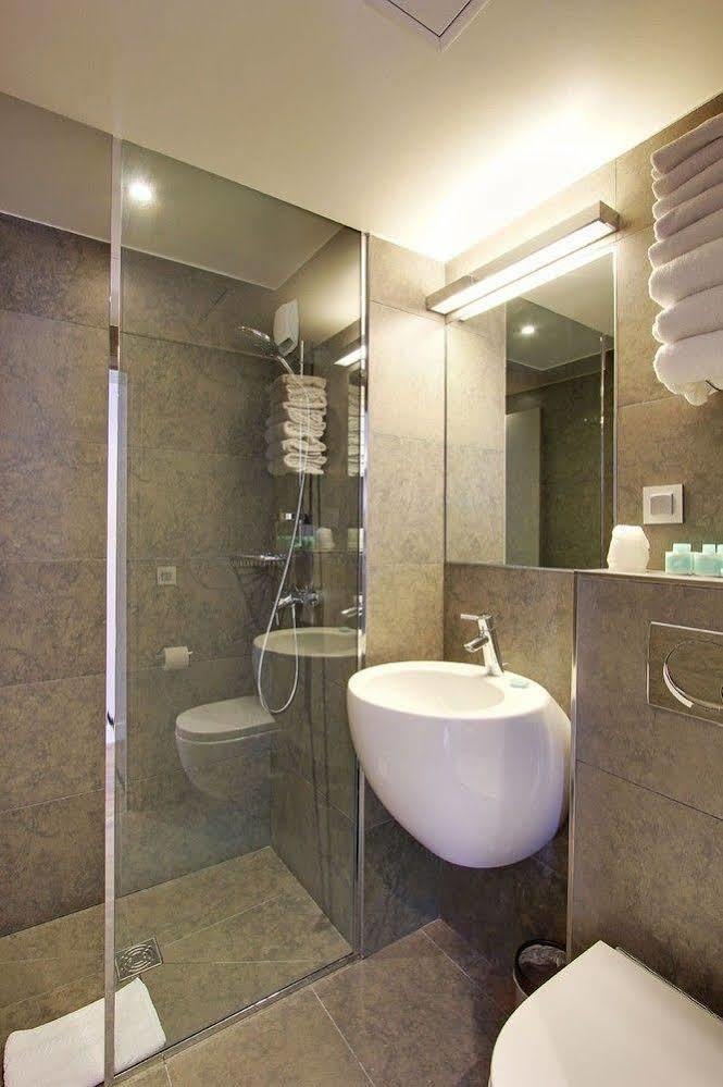 Alhambra 3* Parigi
