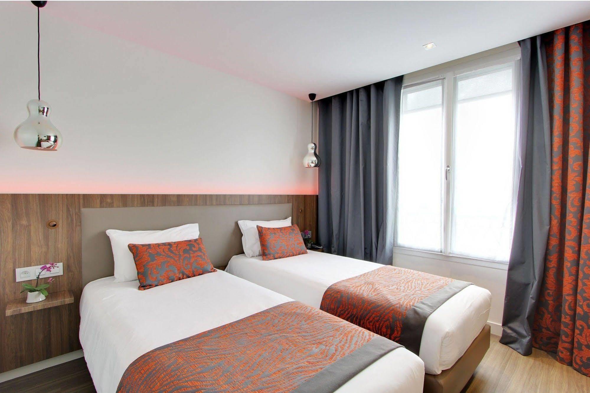 Alhambra Hotel Parigi